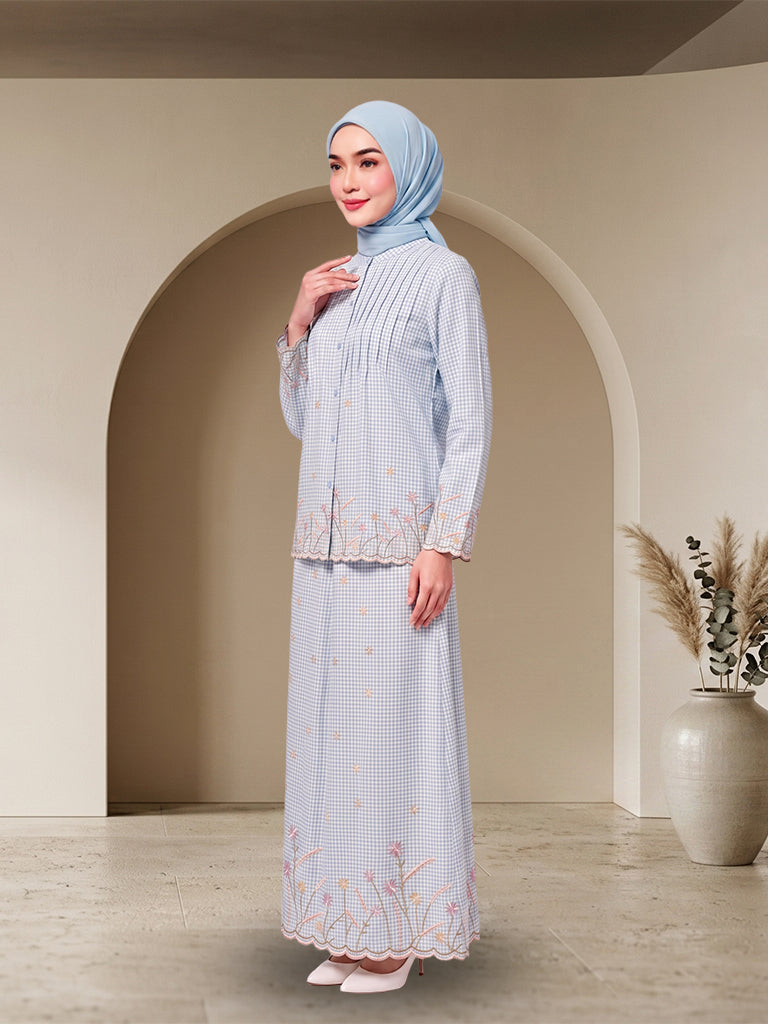 【Pre-order】Floral Embroidered Checkered Baju Kurung Set Wanita Muslimah