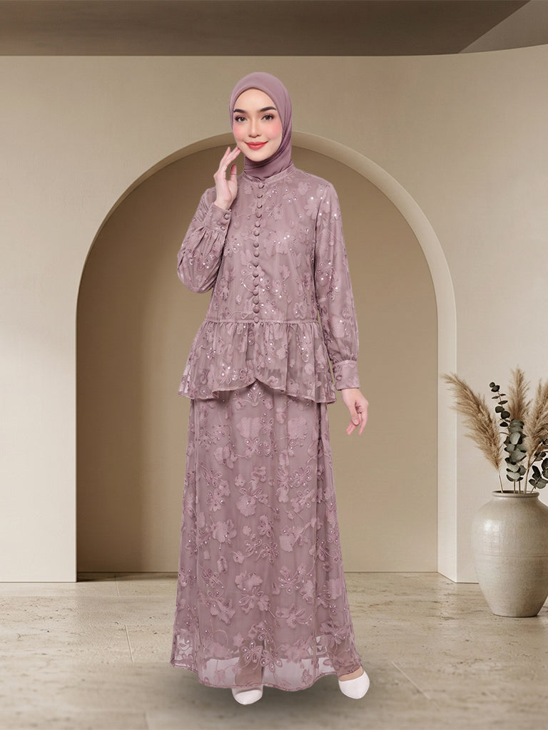 【Pre-order】Elegant Embroidered Peplum Jubah Muslimah Set
