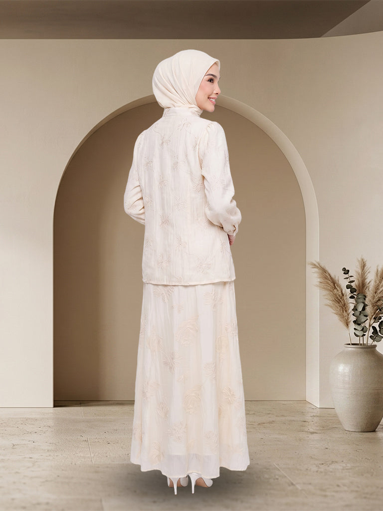 【Pre-order】Elegant Embossed Floral Baju Kurung Set