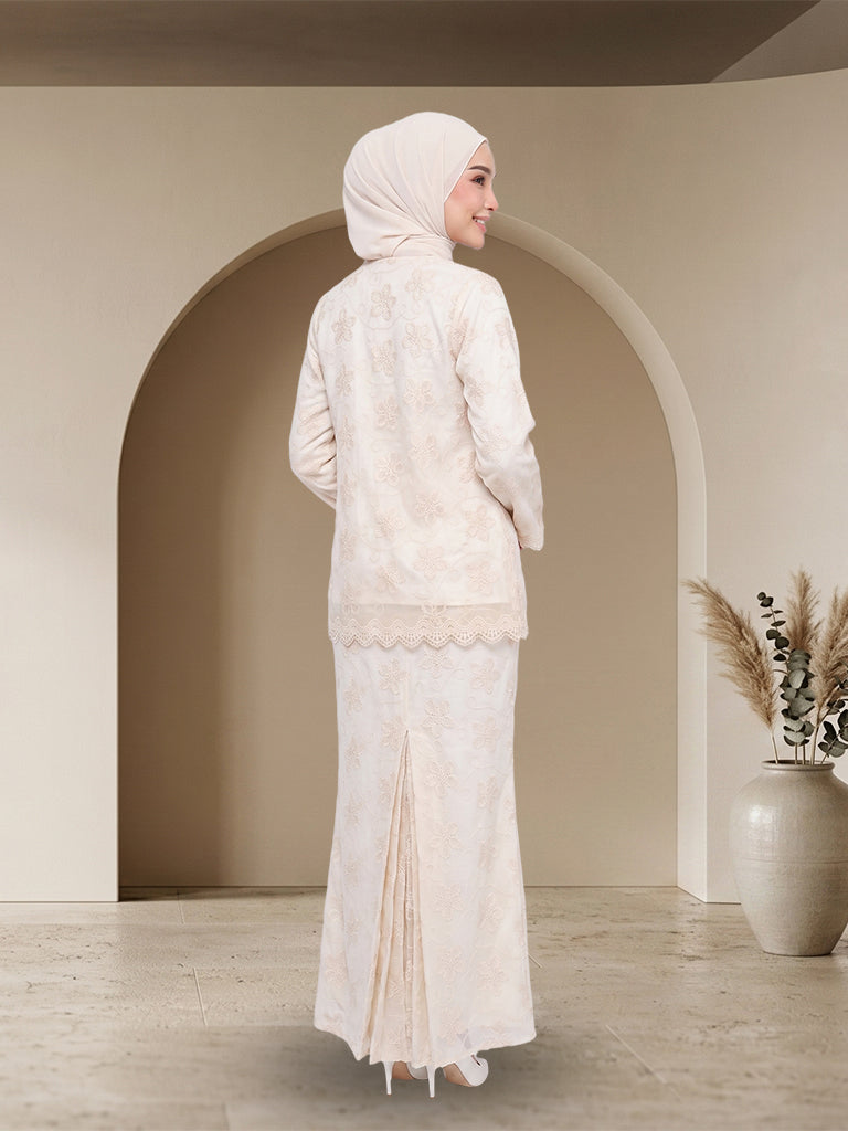 【Pre-order】Elegant Floral Lace Baju Kurung Set