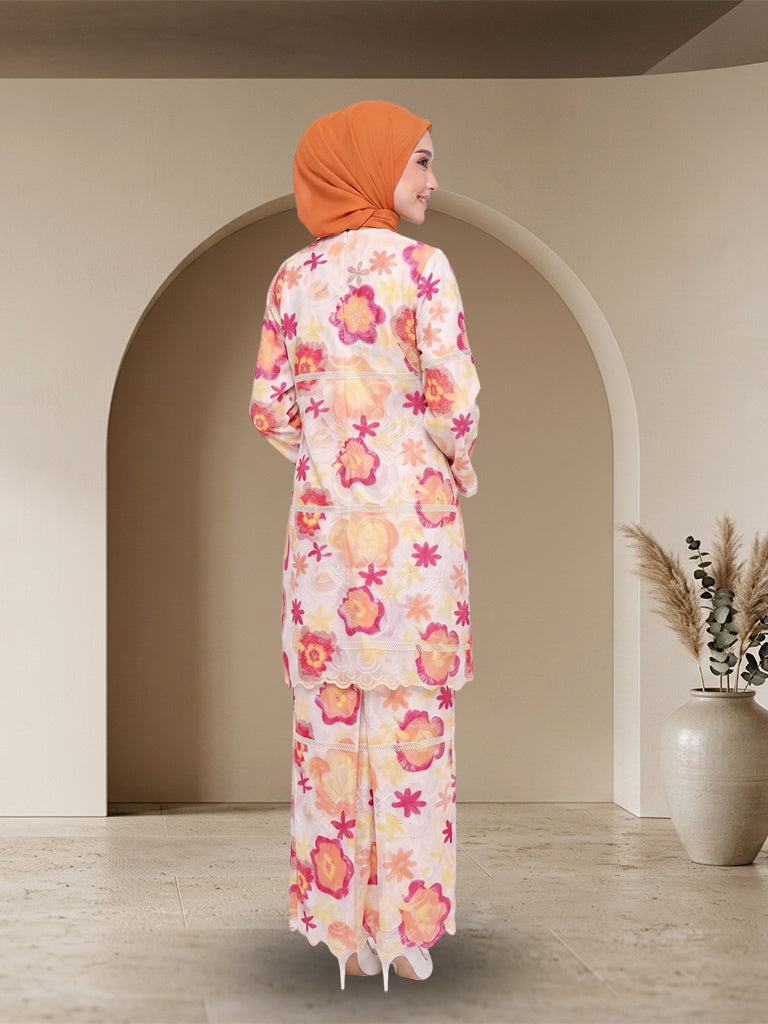 【Pre-order】Elegant Floral Lace Baju Kurung Modern Set