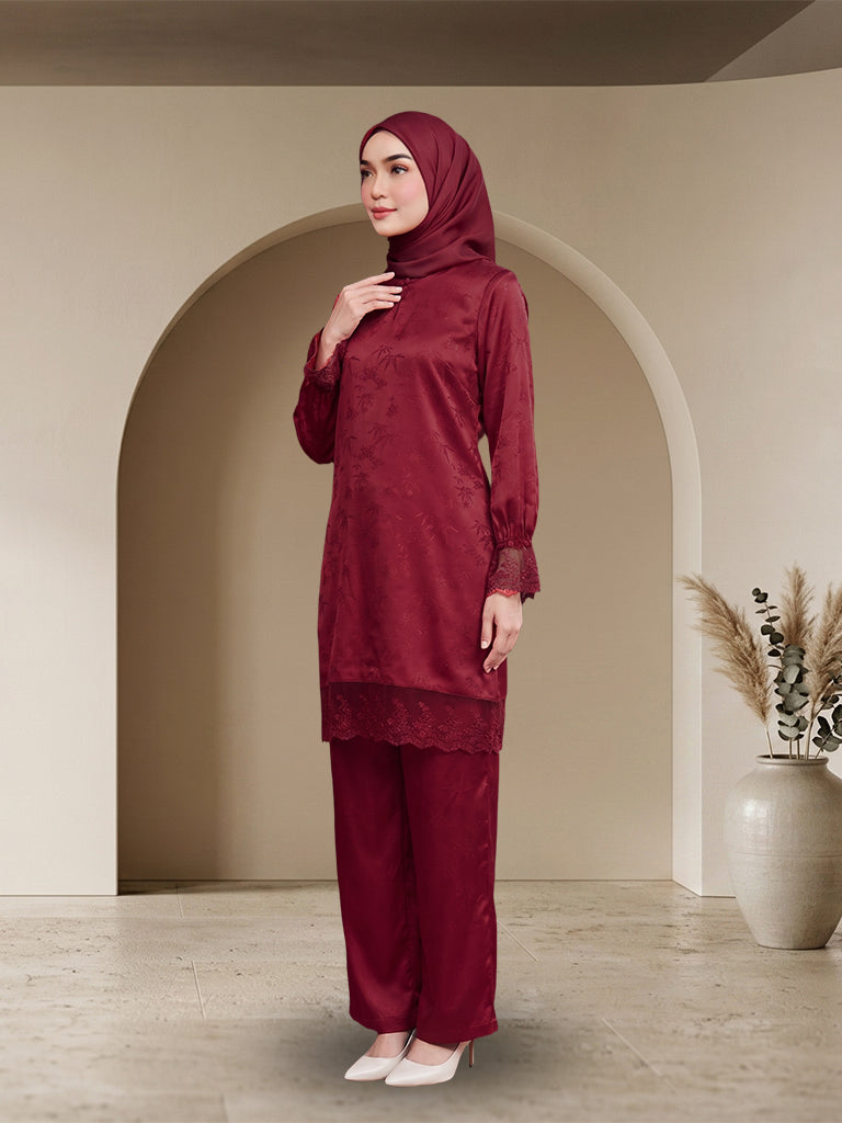 Jubah Sut Seluar Moden