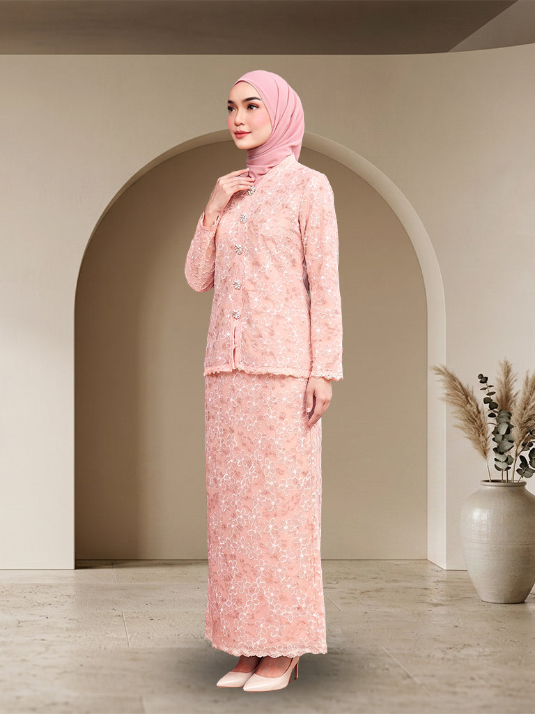 Baju Kurung Lace