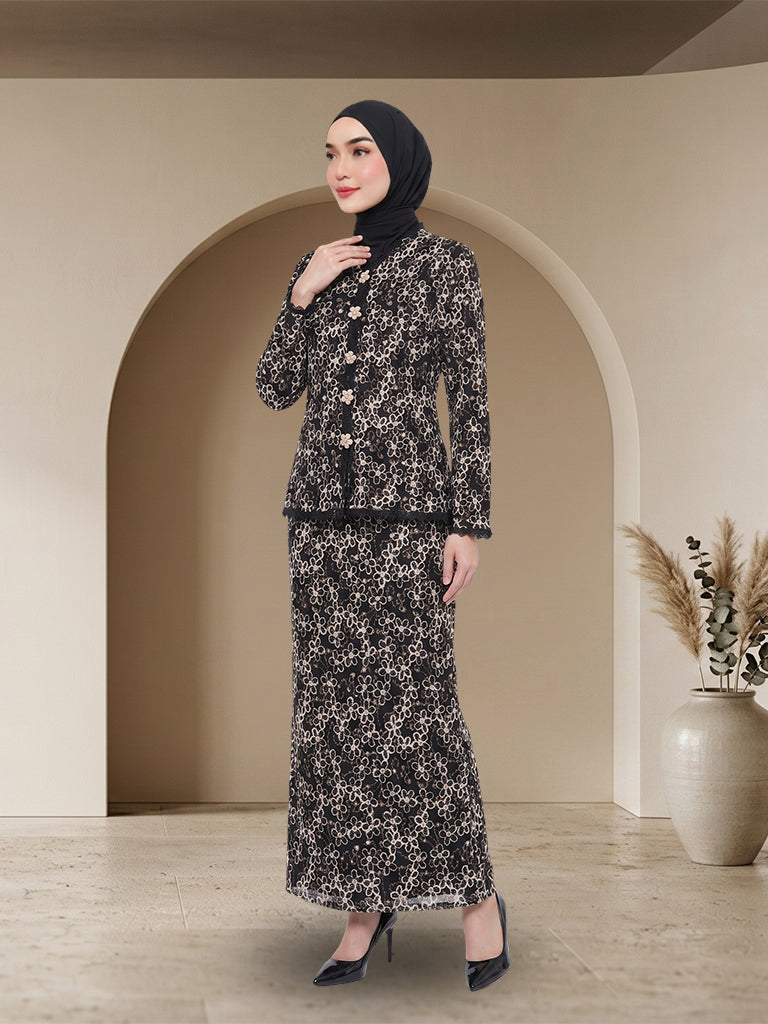 Baju Kurung Lace