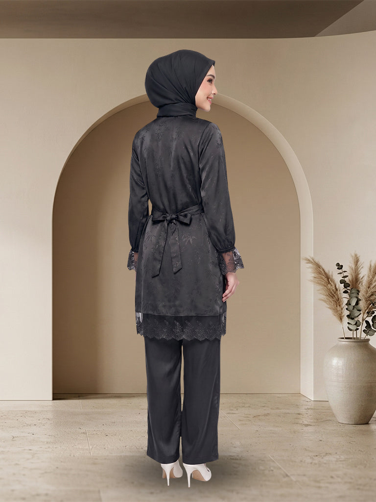 Jubah Sut Seluar Moden