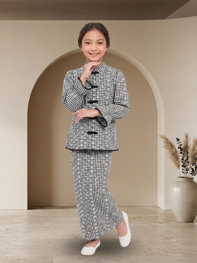Mini Kurung Sulam Kids