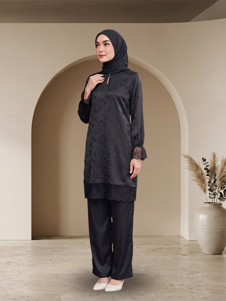 Jubah Sut Seluar Moden
