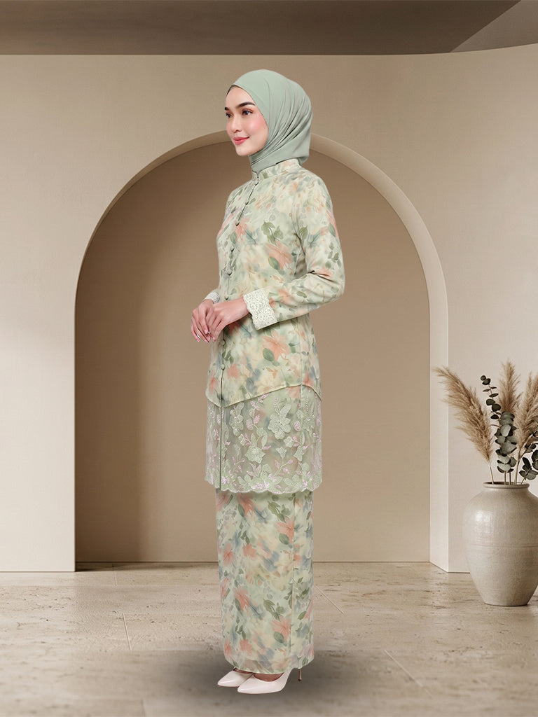 【Pre-order】Elegant Floral Embroidered Jubah Modern Set