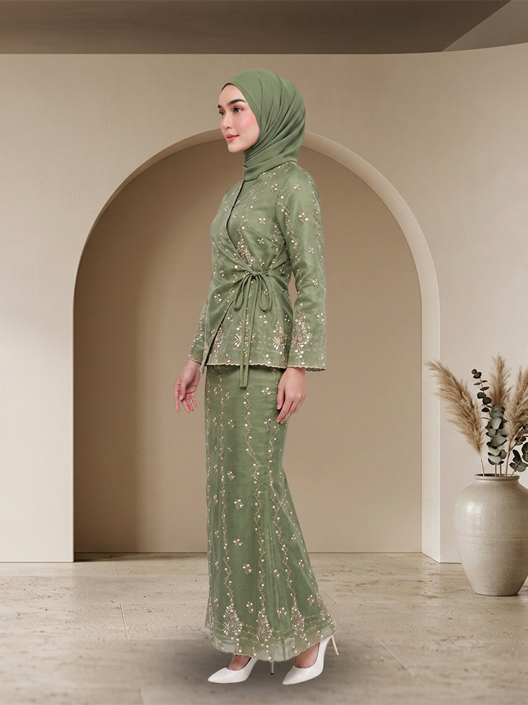 【Pre-order】Elegant Embroidered Lace Baju Kurung Modern Set