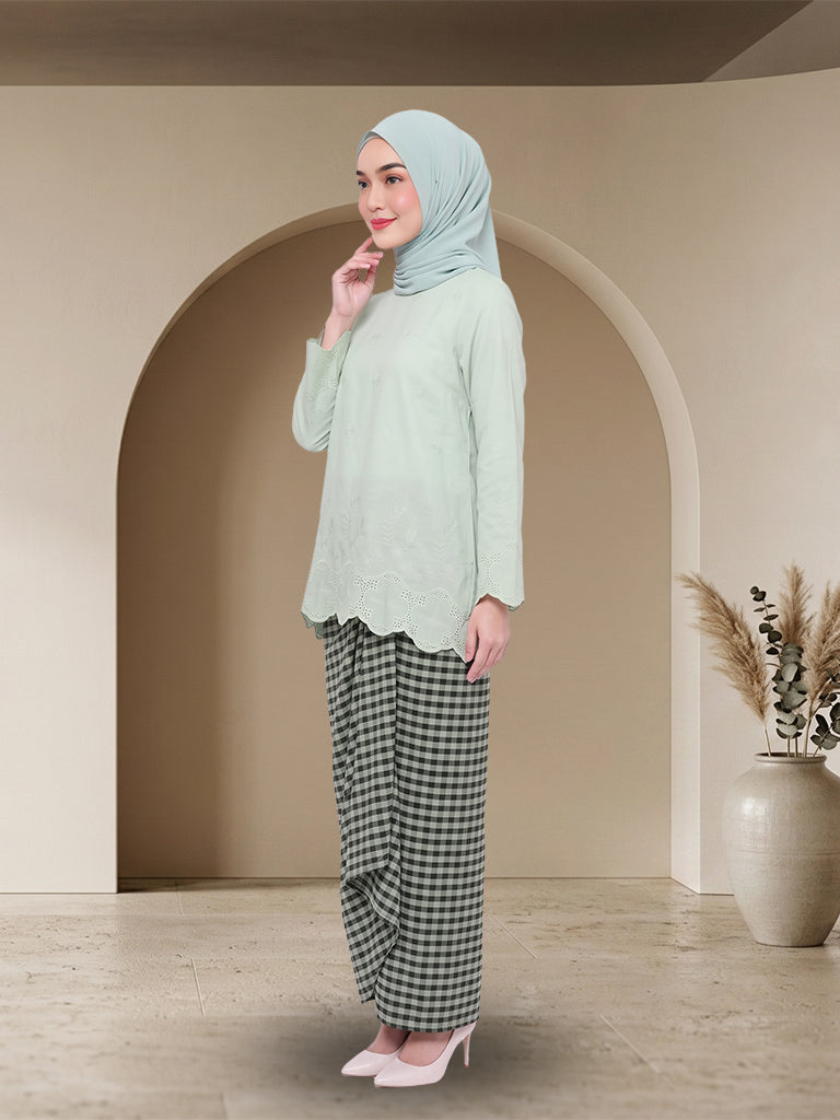 【Pre-order】Elegant Embroidered Modern Baju Kurung Set