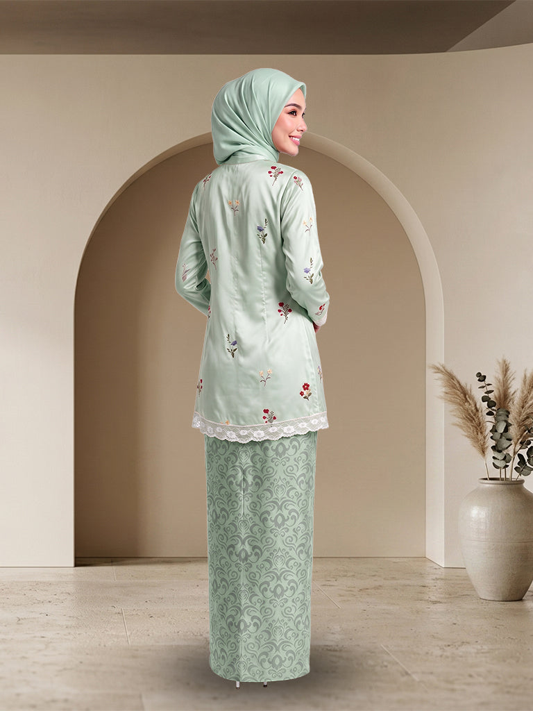 【Pre-order】Elegant Floral Embroidered Baju Kurung Modern Set