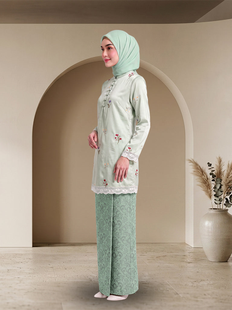 【Pre-order】Elegant Floral Embroidered Baju Kurung Modern Set