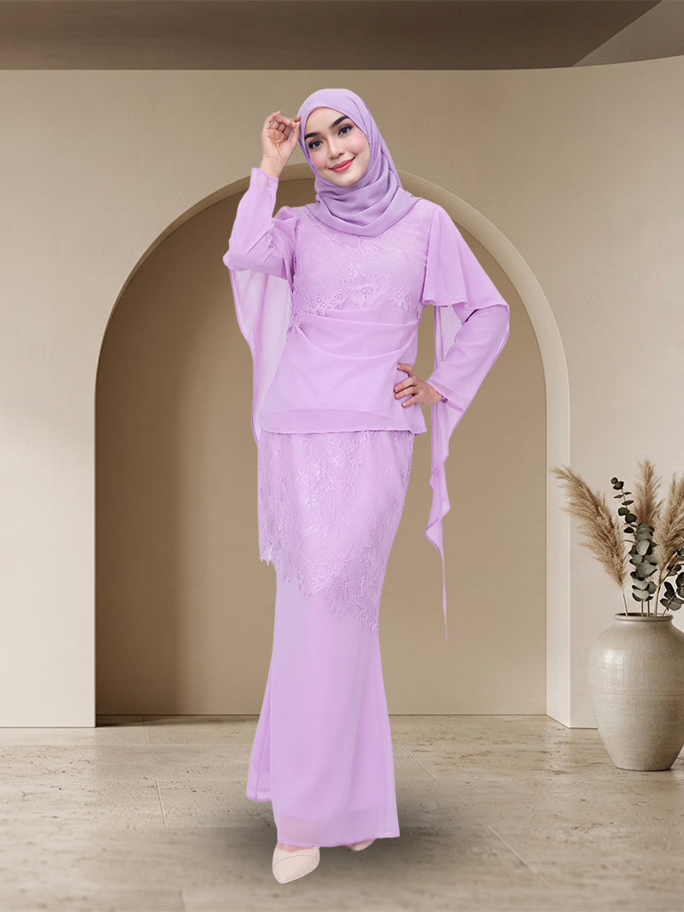 Kebaya Lace Moden Elegan Wanita