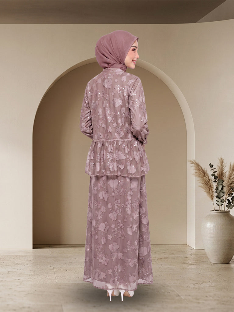 【Pre-order】Elegant Embroidered Peplum Jubah Muslimah Set