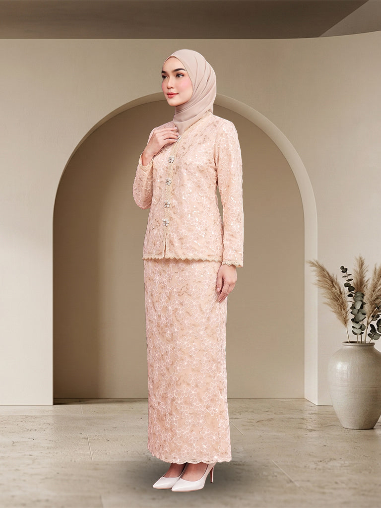 Baju Kurung Lace