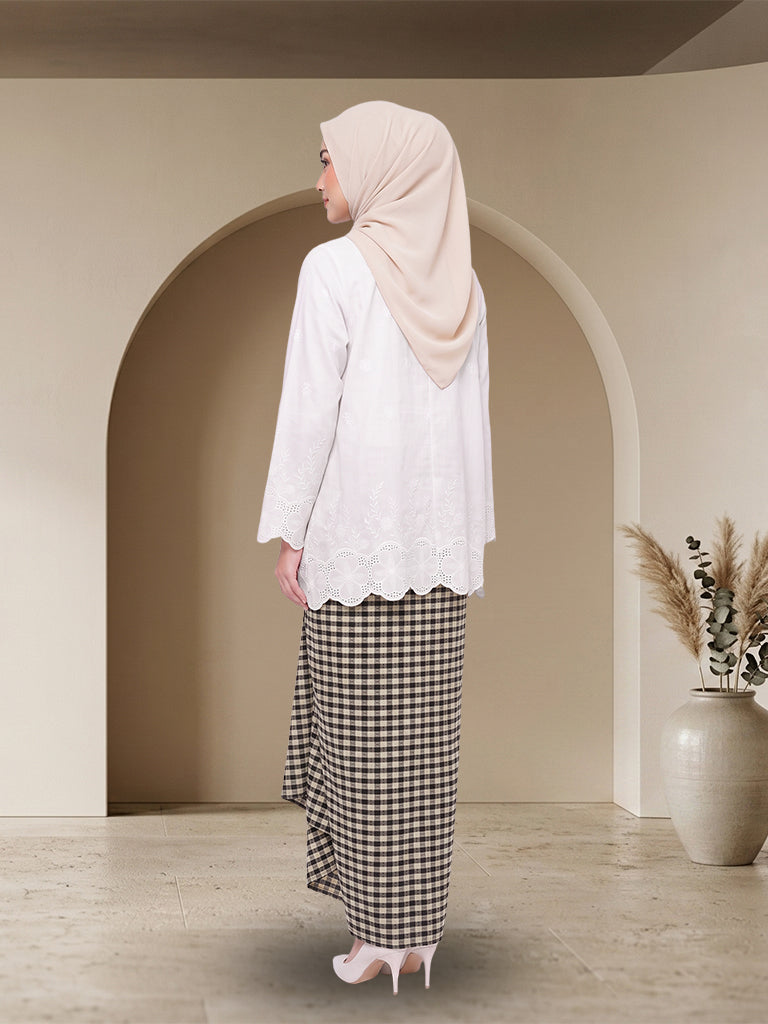 【Pre-order】Elegant Embroidered Modern Baju Kurung Set