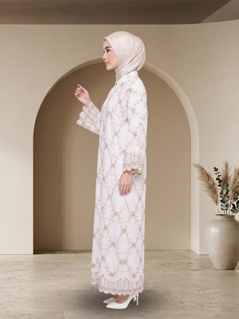 【Pre-order】Elegant Embroidered Jubah Muslimah Premium