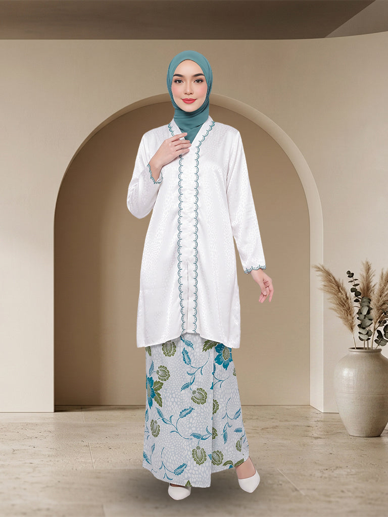 【Pre-order】Elegant Floral Modern Baju Kurung Set