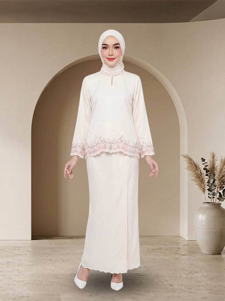 Aurelia Embroidered Kurung Set