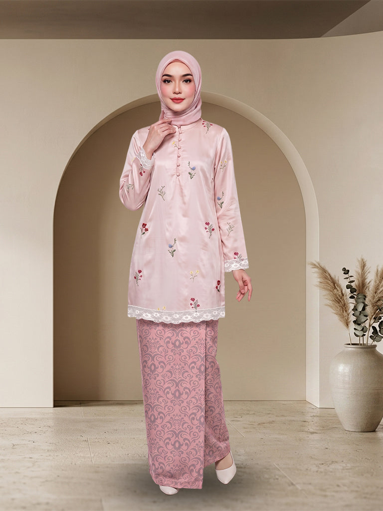 【Pre-order】Elegant Floral Embroidered Baju Kurung Modern Set