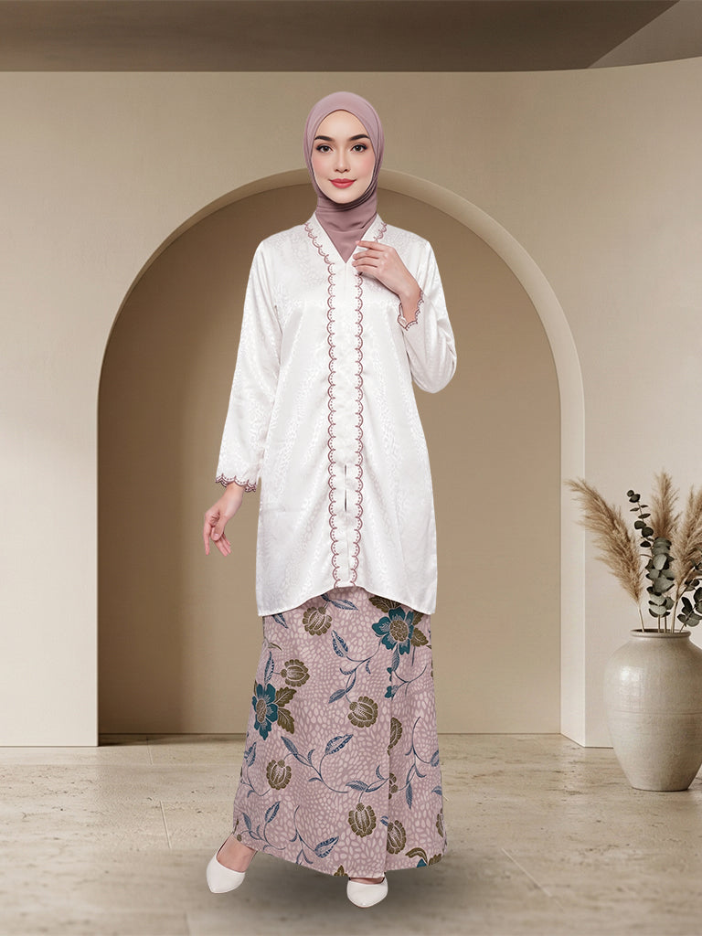 【Pre-order】Elegant Floral Modern Baju Kurung Set