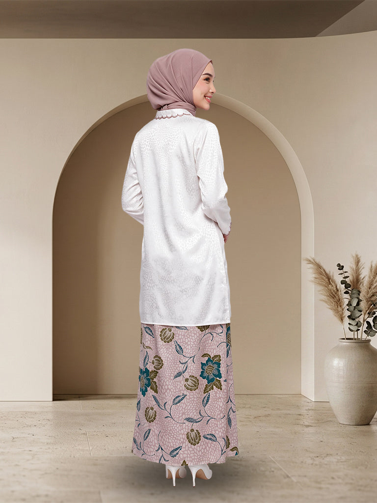 【Pre-order】Elegant Floral Modern Baju Kurung Set