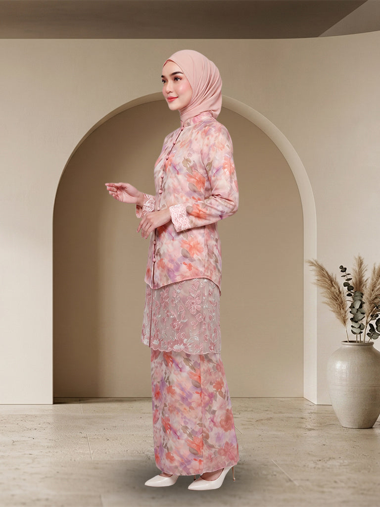 【Pre-order】Elegant Floral Embroidered Jubah Modern Set