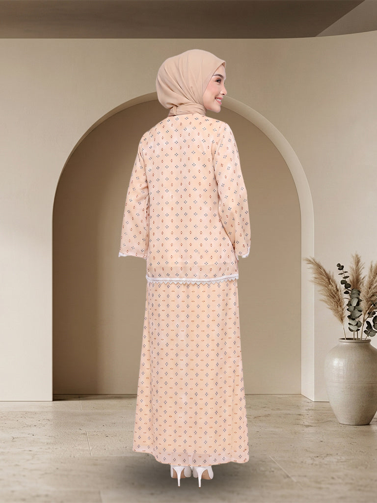 【Pre-order】Elegant Floral Kurung Moden Muslimah Set