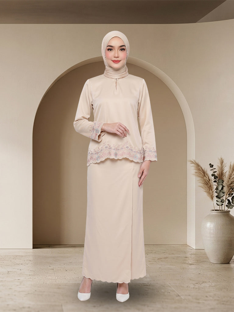 Aurelia Embroidered Kurung Set
