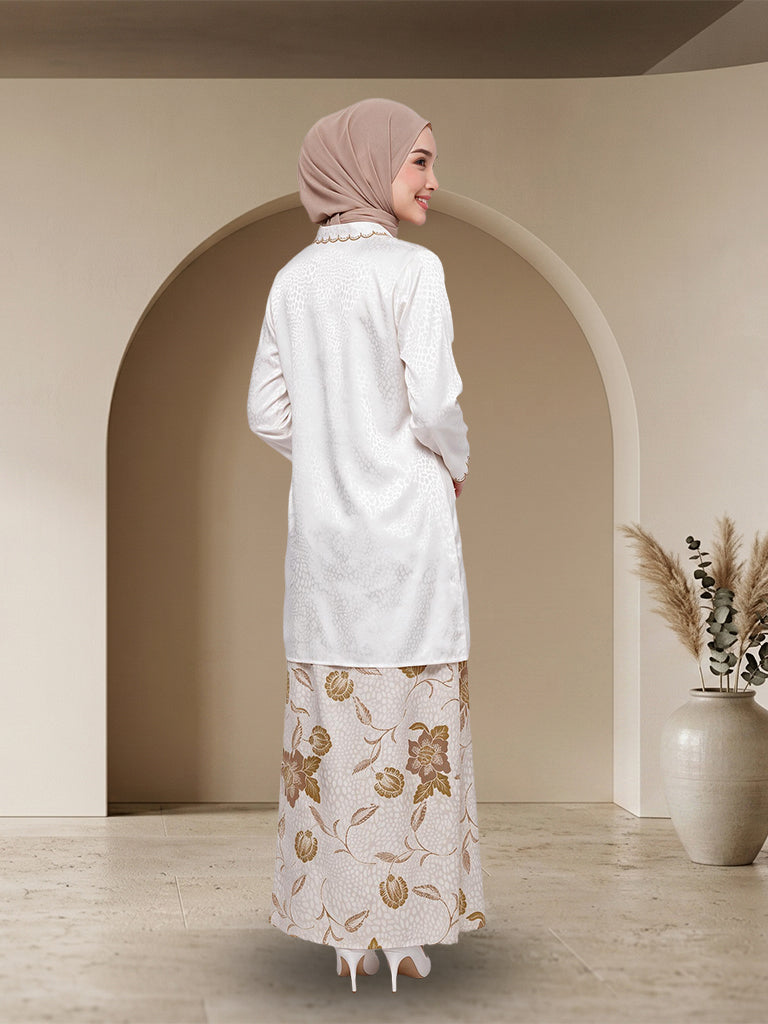 【Pre-order】Elegant Floral Modern Baju Kurung Set