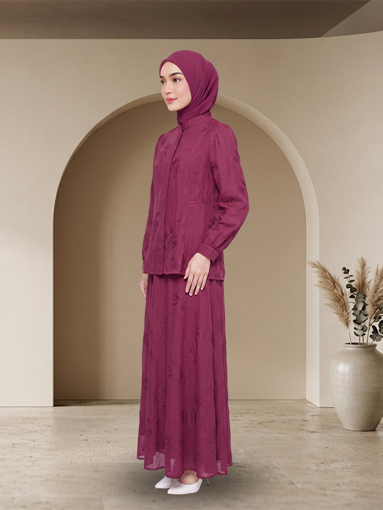 【Pre-order】Elegant Embossed Floral Baju Kurung Set